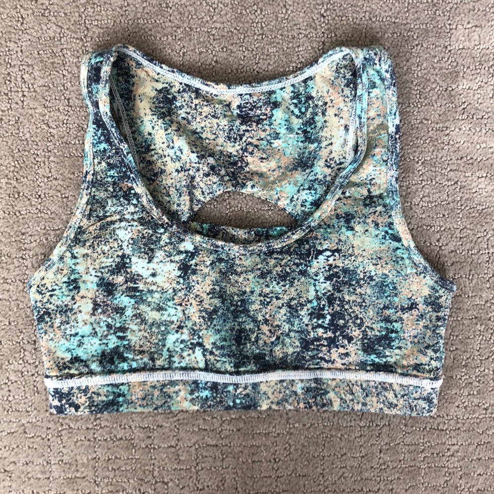 Mono B sports bra